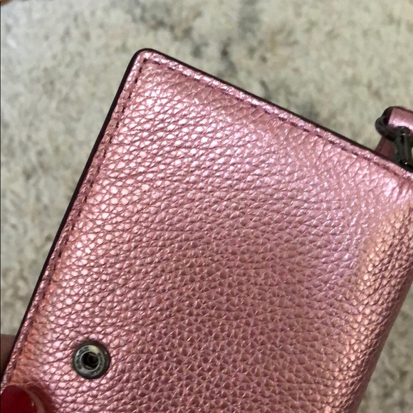 Pink metallic wallet/wristlet - Picture 4 of 4